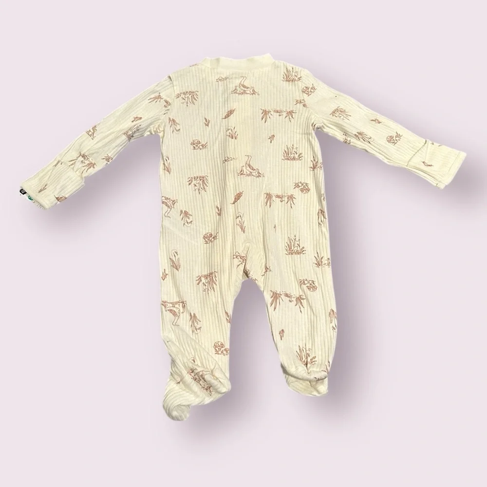 NWT Baby Carter's Ivory Pond Meadow Theme Zip Front Footies Size 3 Months